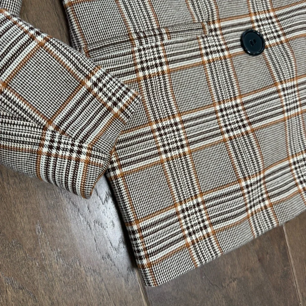 Urban Outfitters Double-Breasted Plaid Blazer - Picture 4 of 15